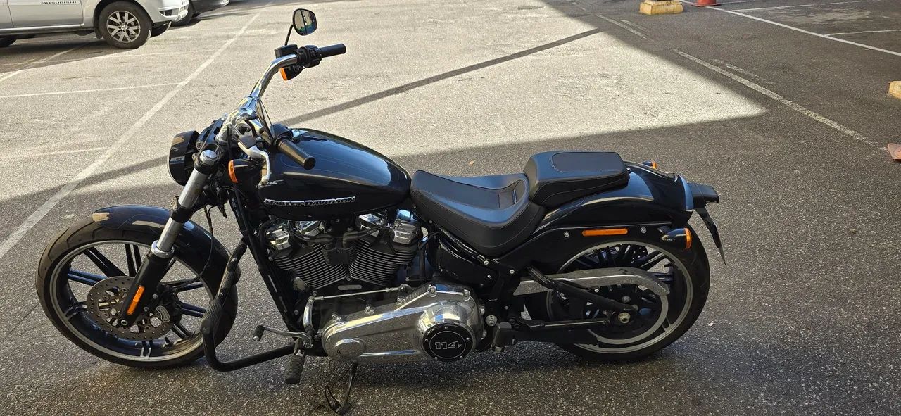 Harley Breakout 2022 com 6.600km - Foto 2