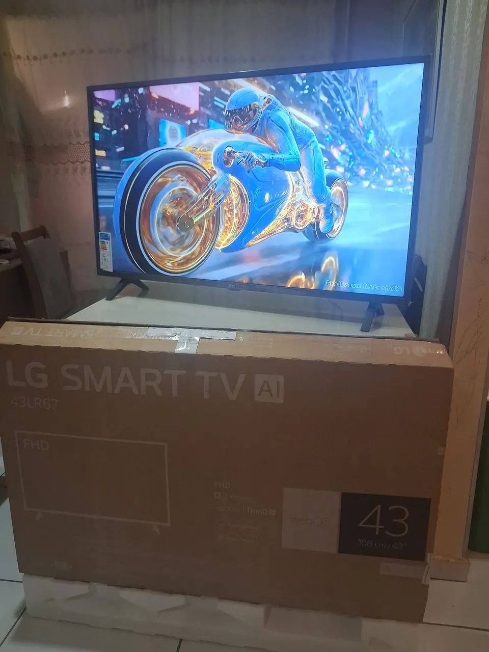 Smart LG 43P com Bluetooth, inteligência artificial com áudio de cinema  - Foto 3