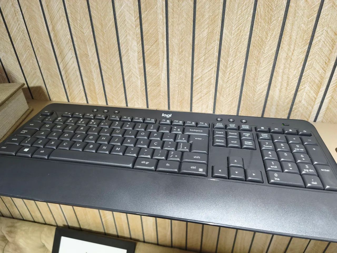 Kit Logitech MK540 Advanced - Teclado + Mouse Sem Fio ABNT2 - Foto 3