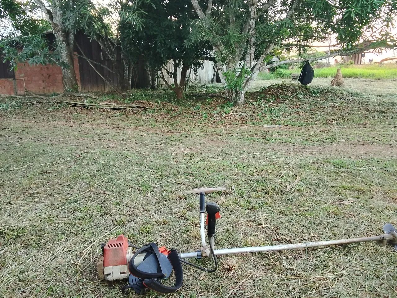 Roçador de terrenos lotes e chácaras interessado no chat - Foto 2