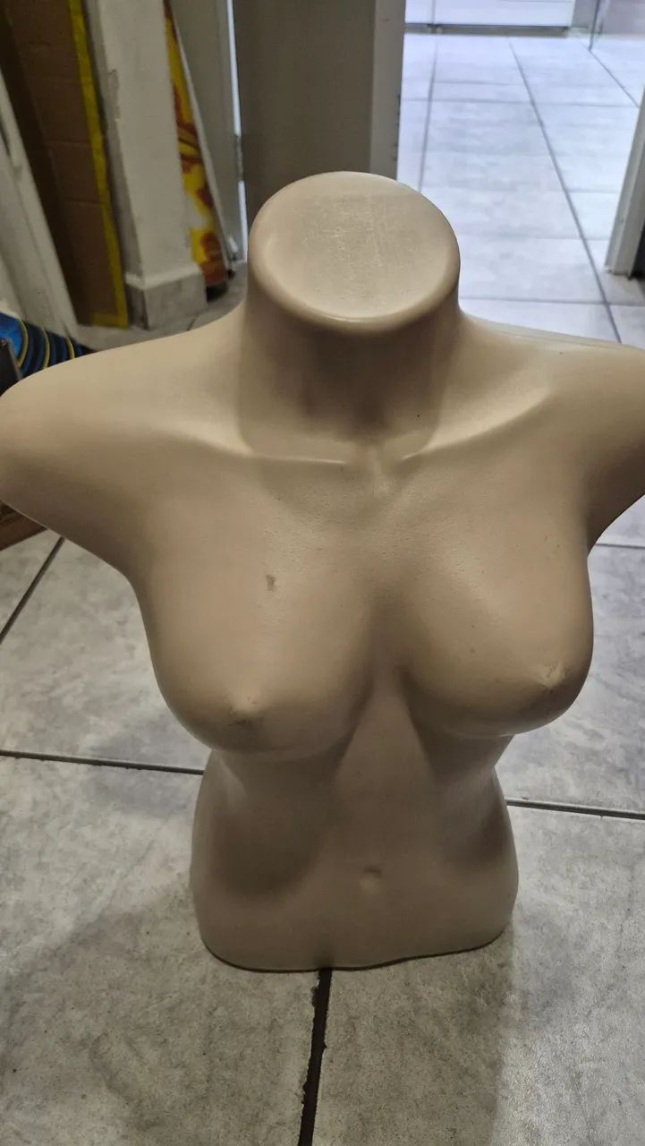 Manequim masculino e feminino  - Foto 2