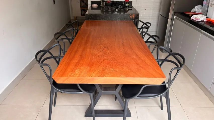 Conjunto Mesa de Madeira Maciça + 06 Cadeiras - Foto 2