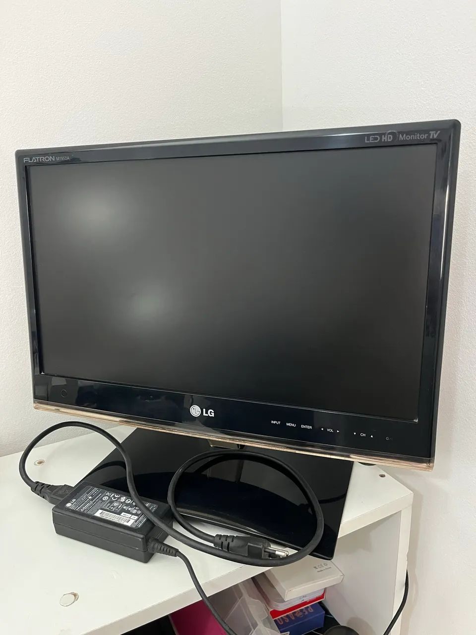 OPORTUNIDADE!!!! MONITOR TV LG M1950A  - Foto 2