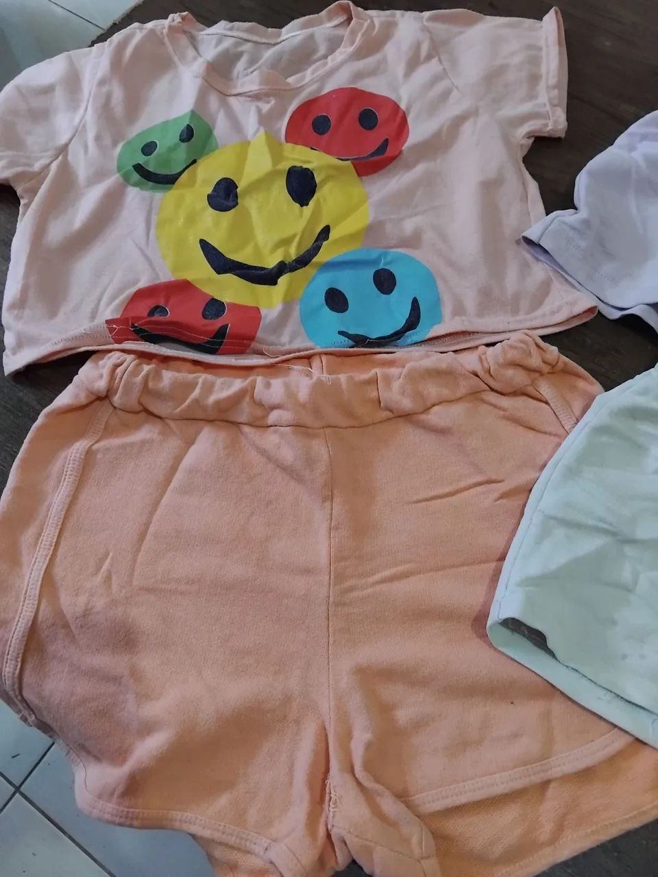 Lote roupas  - Foto 2