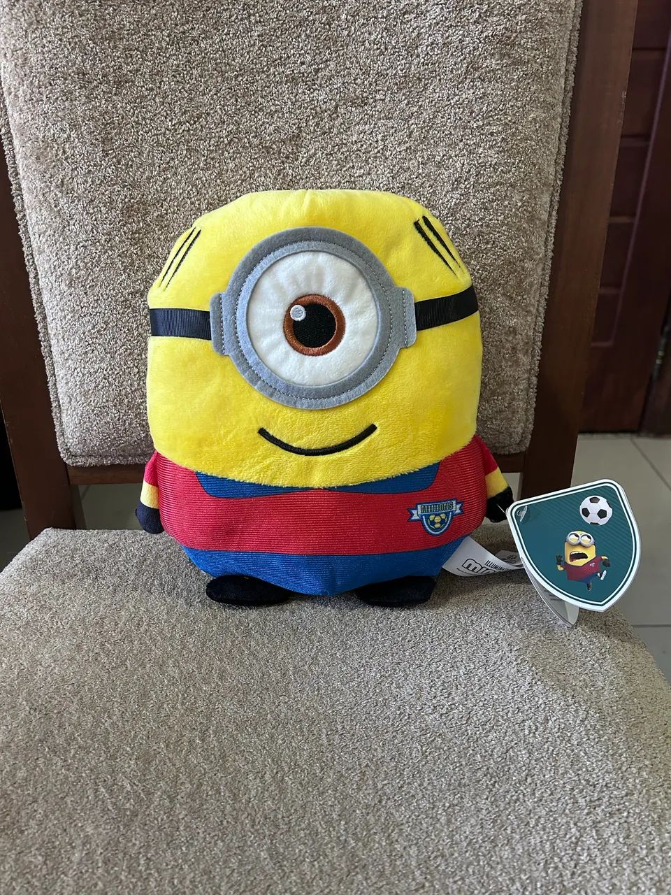 pelúcia minions illumination's copa