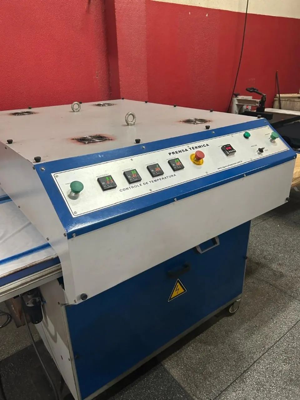 Prensa térmica sublimação total.