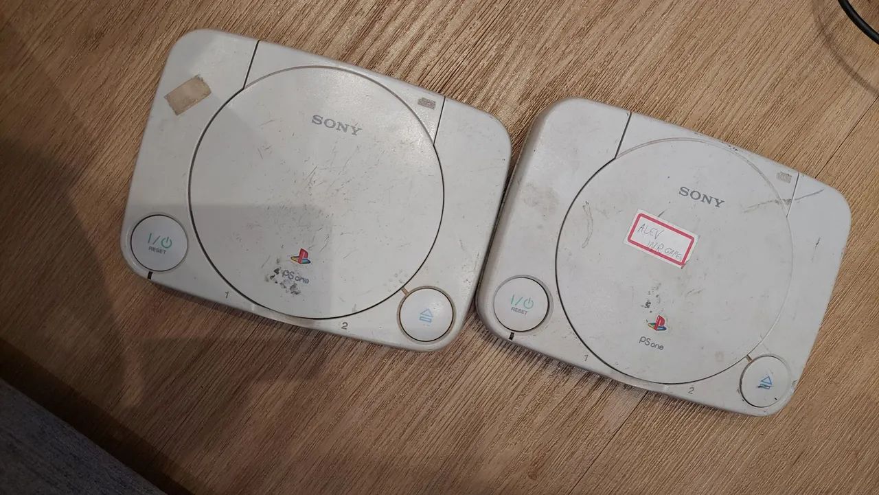 Controles originais PS2/PS3 e console PS one. - Foto 4