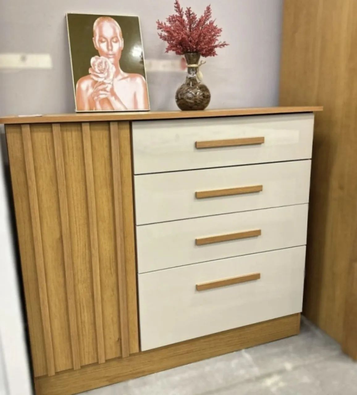 Cômoda perfeita para organizar seus pertences 