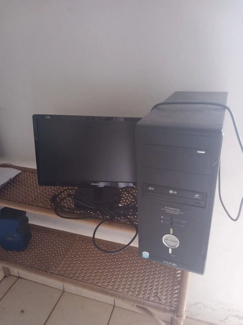 monitor  PHILIPS fucianado