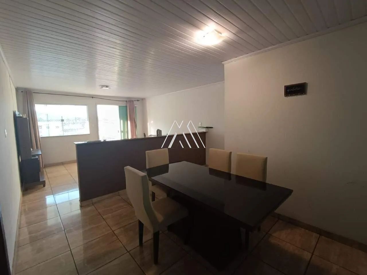 Vendo prédio comercial em Itaúna com excelente localização! - Foto 5