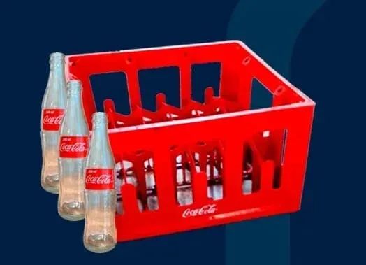 CAIXA DE COCA-COLA/FANTA KS COM VASILHAME 