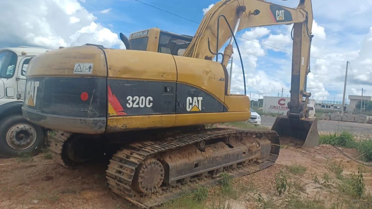 ESCAVADEIRA CAT 320 D - Foto 5