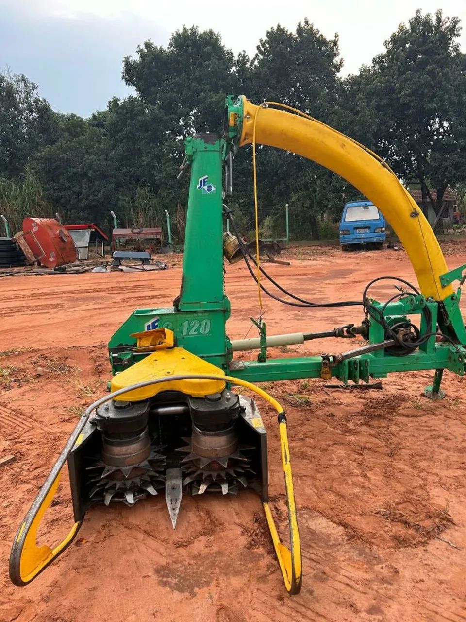 Forrageira JF C120 Plataforma área total - Foto 5