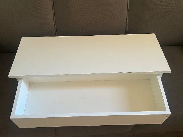 Mesa de computador suspensa - Parede