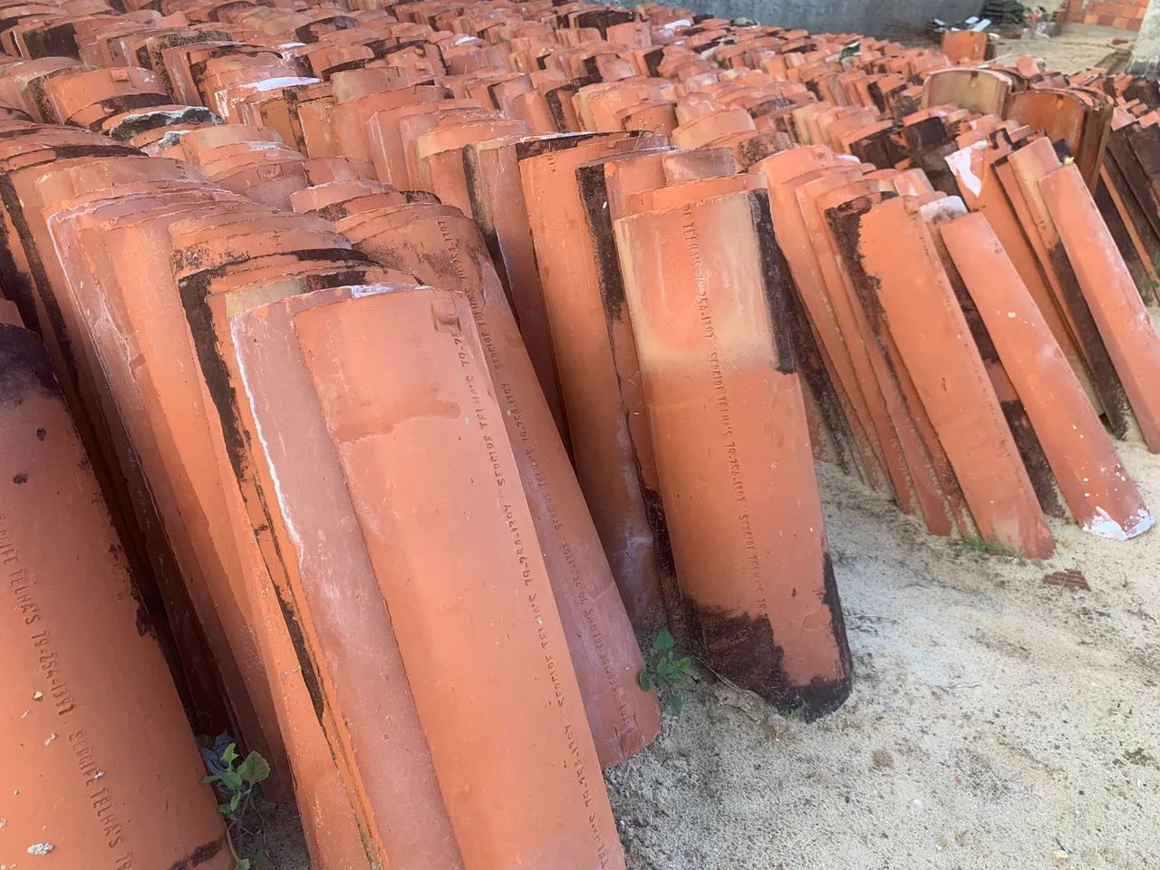 2000 telhas cerâmica 