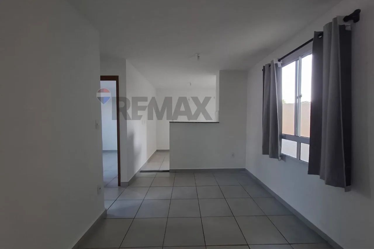 Apartamento com piscina, 2 dormitorios, Botucatu