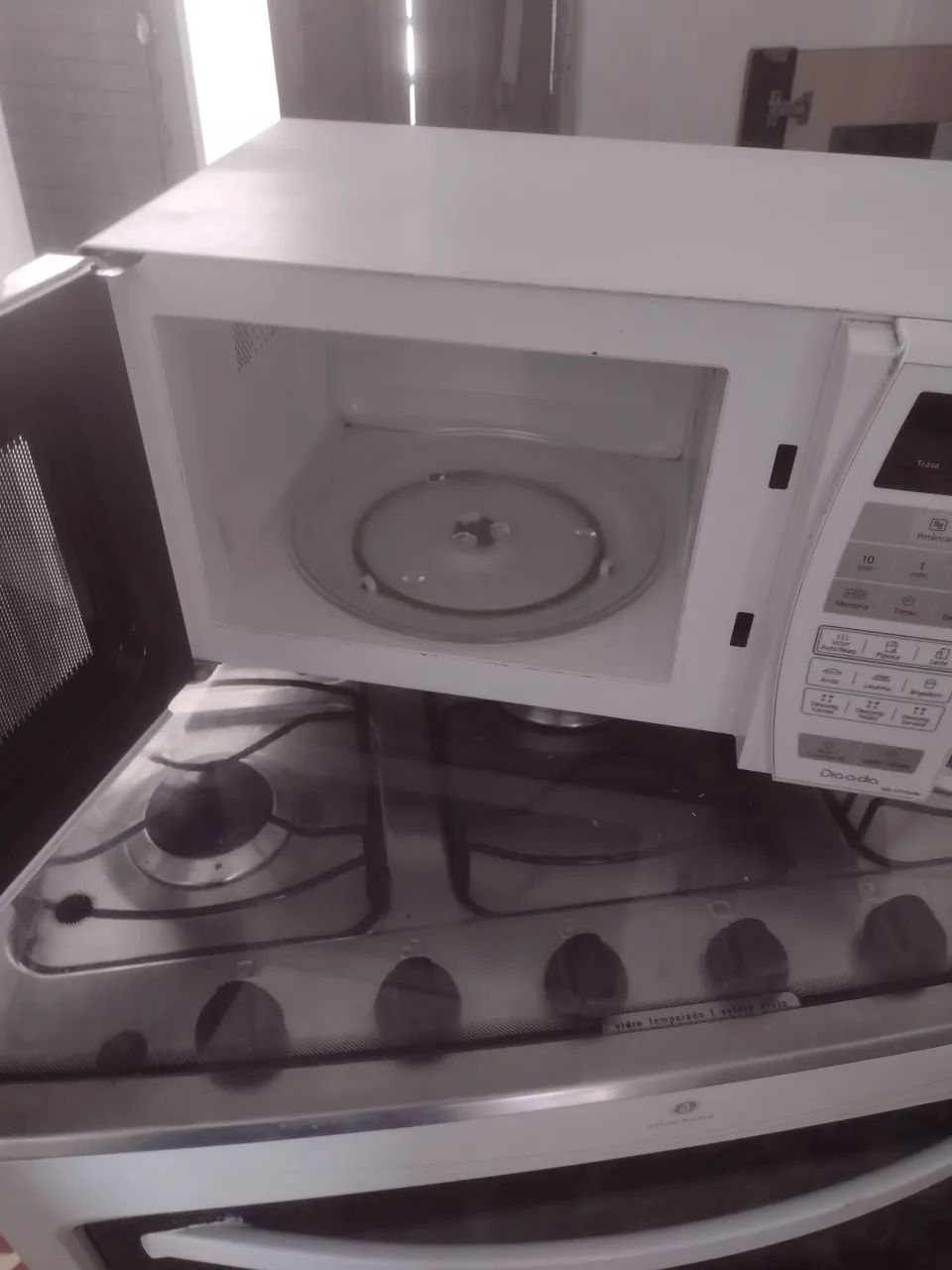 Microondas Panasonic 21 litros  - Foto 4