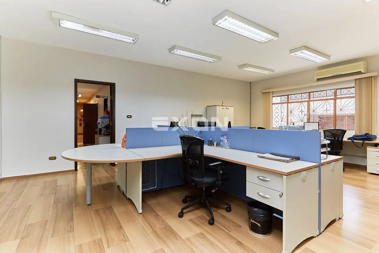 Imóvel Comercial no Vista Alegre com 13 Salas, Elevador  Curitiba - Foto 4