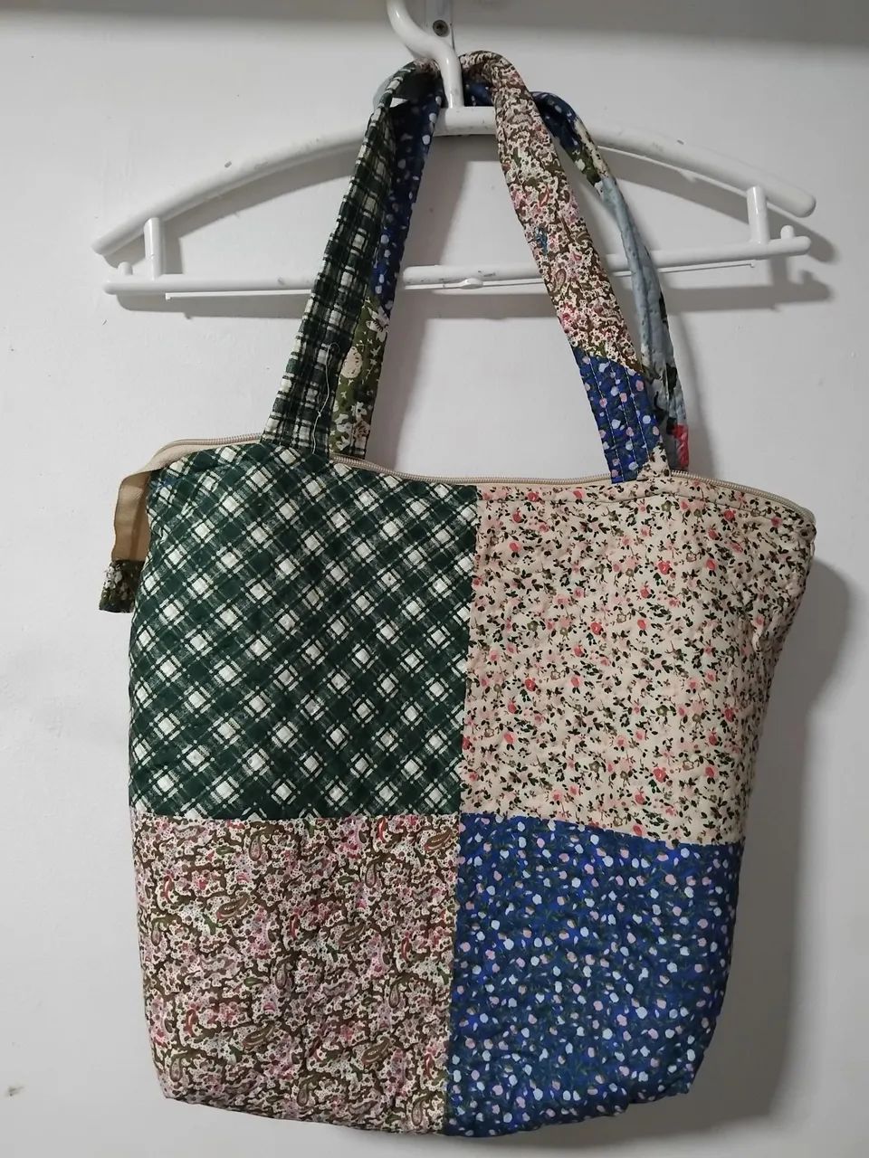 Bolsas em crochê e tecido - Foto 4