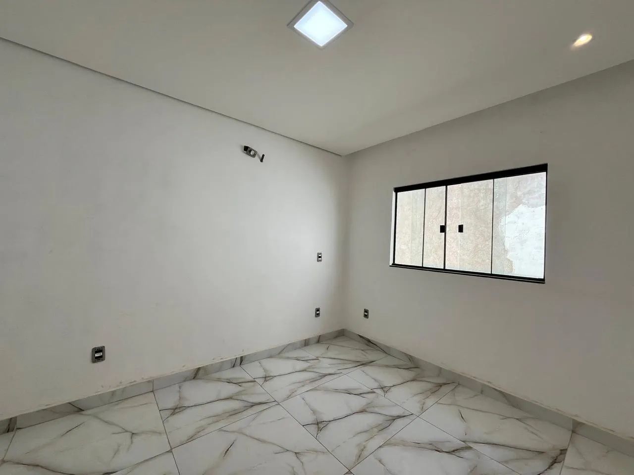 CASA A VENDA NA QUADRA 18 BURITIS 4  - Foto 3
