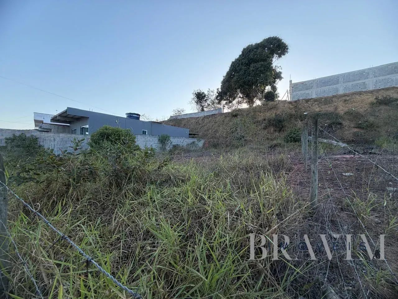 Lote com 318 m² em Residencial Centro da Serra - Serra - ES - Foto 3