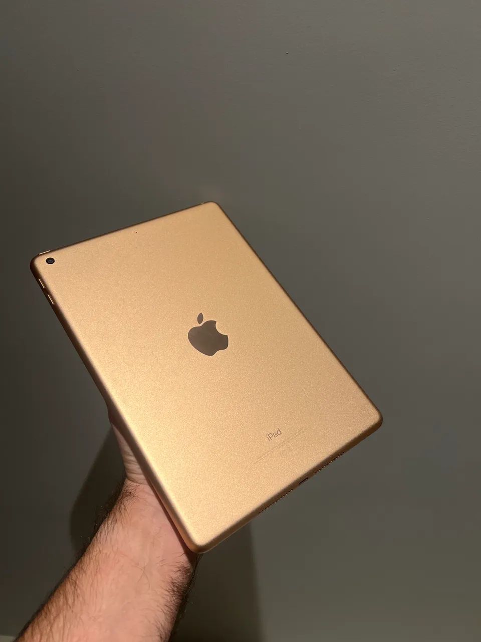 iPad 6th geração 32gb 9.7 polegadas modelo MRJN2CL/A