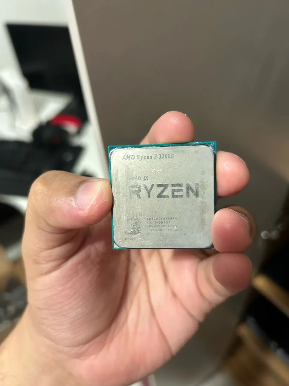 AMD Ryzen 3 3200G  - Foto 2