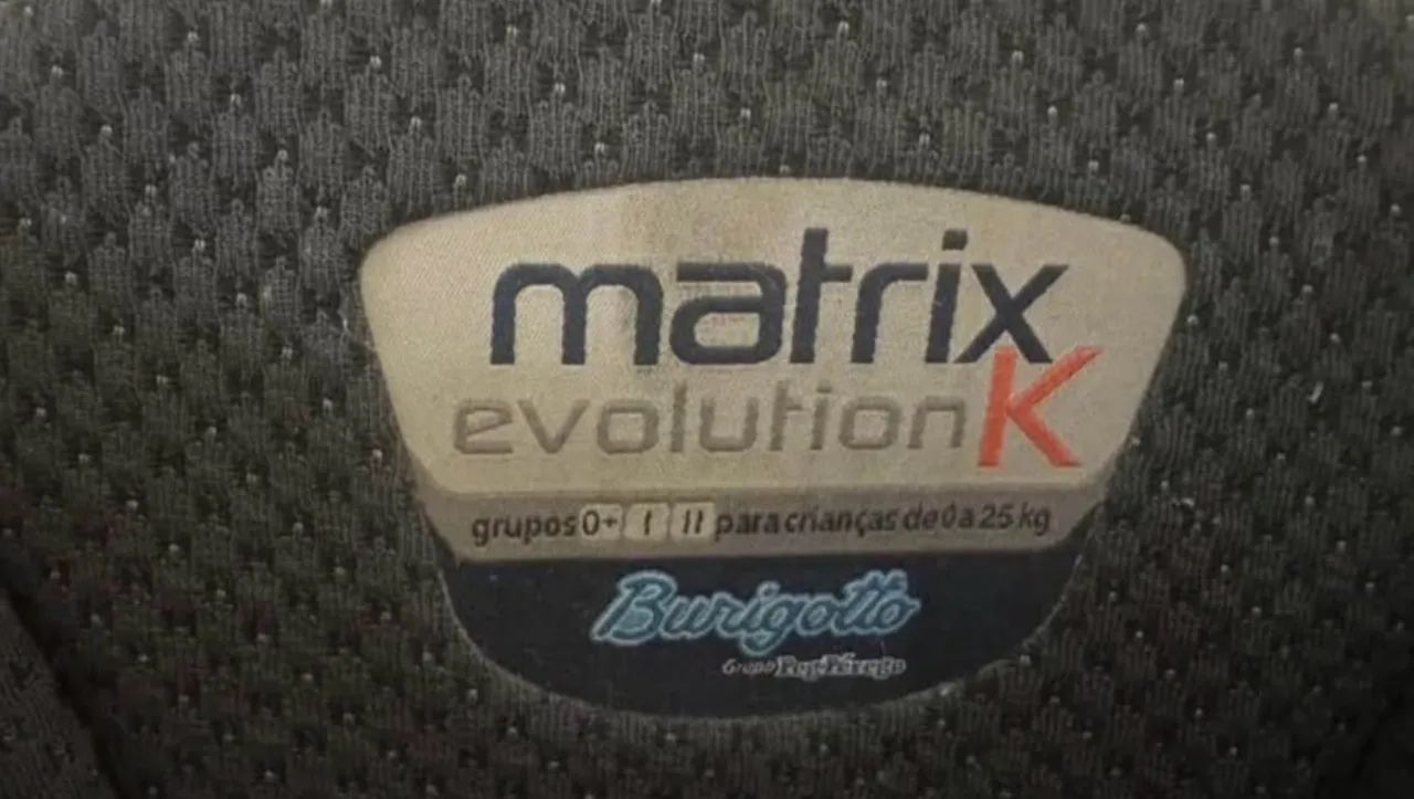 Vendo Cadeirinha MATRIX EVOLUTION até 25kg