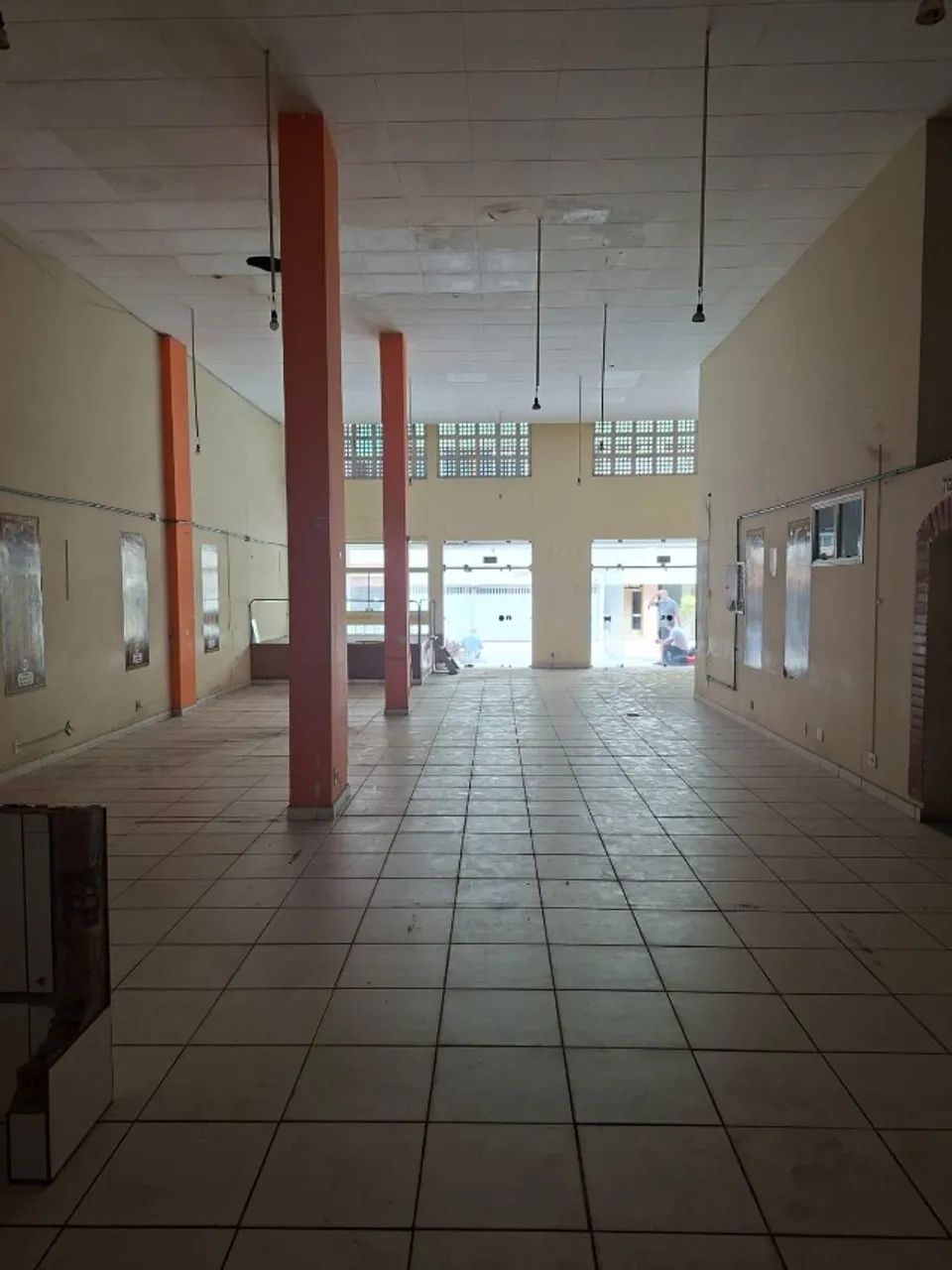 Loja com 200 m2 na Praia do Morro - Foto 3