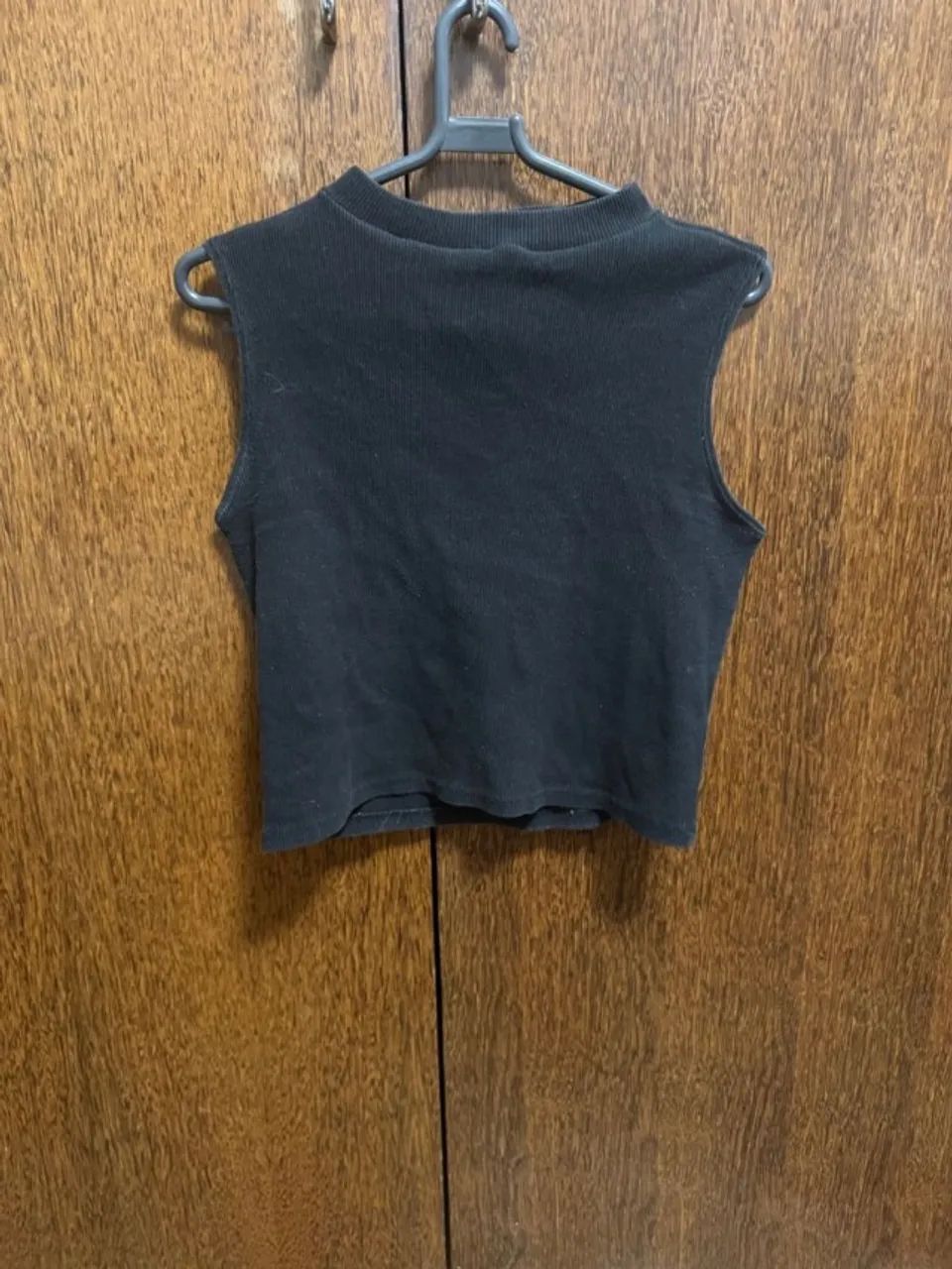 cropped basics preto m - Foto 3