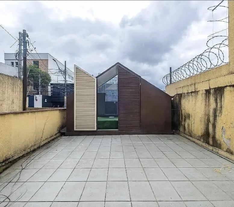 Casa comercial na Rua Girassol, 231  135 m²