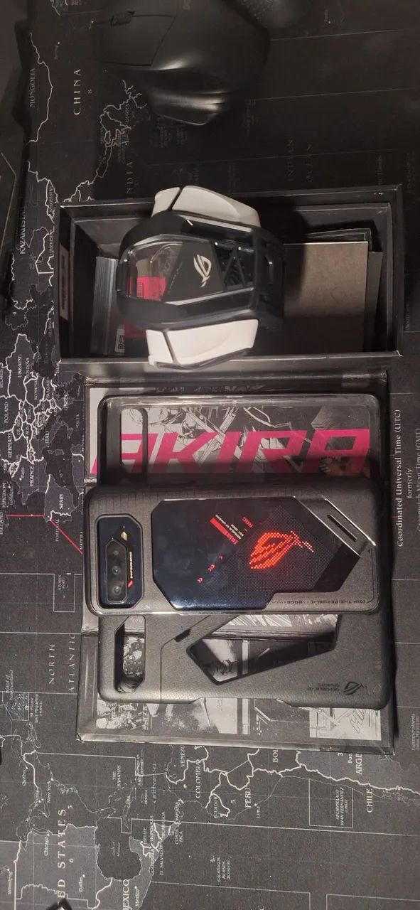ROG Phone 5S 128GB + Cooler AeroActive 6 Branco + 3 Capinhas + Caixa Completa - Foto 2