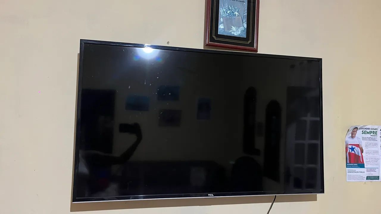 Vendo tv TCL 50 polegadas - Foto 2
