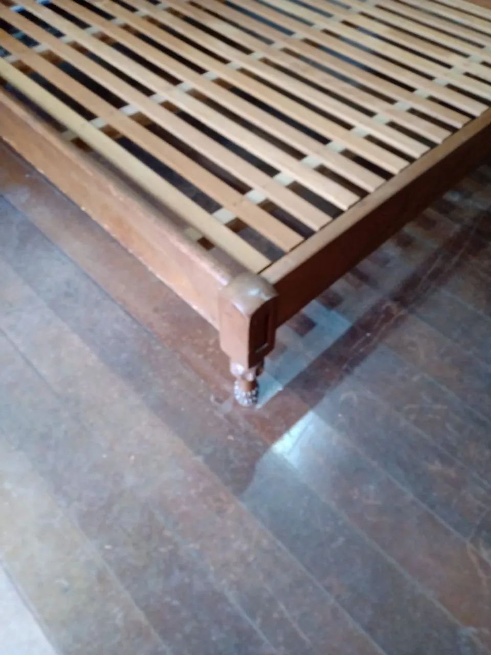 Cama de casal em cerejeira - Foto 4