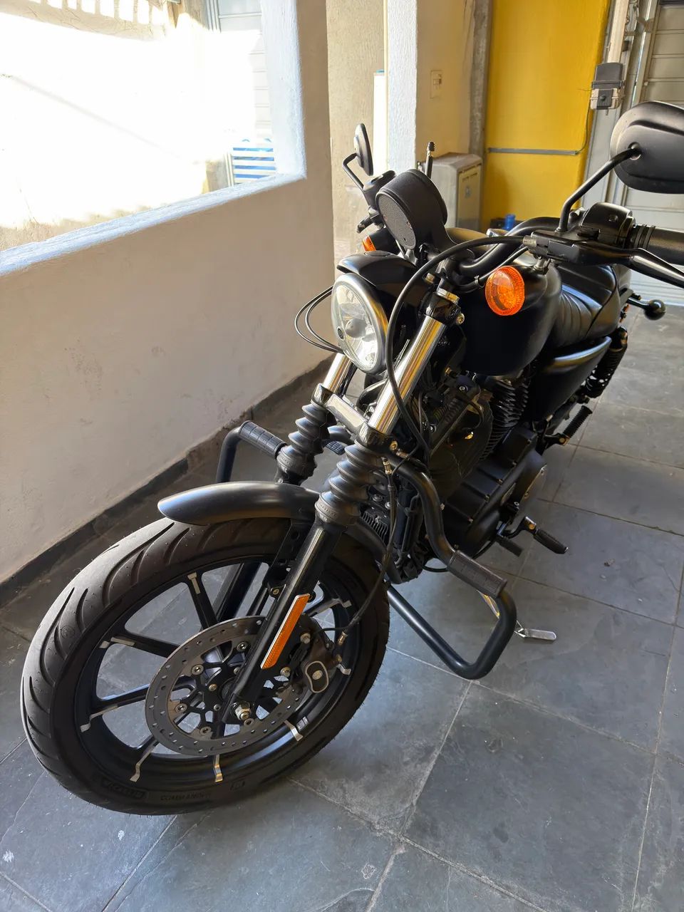 Harley Davidson 883 - Foto 2