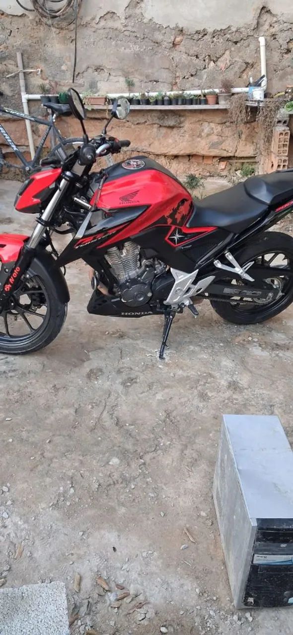 Moto CB 300f - Foto 2