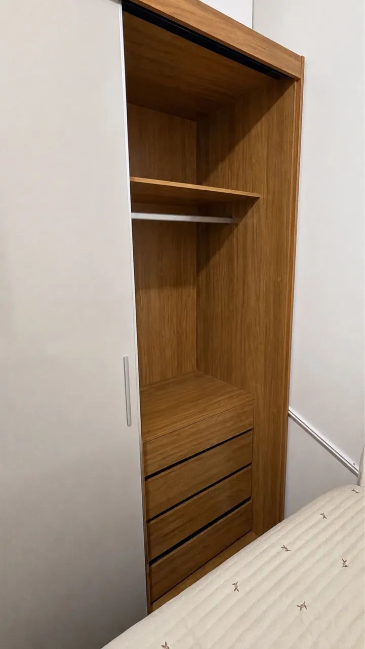 Guarda-Roupa Duas portas de correr com espelho.  - Foto 3