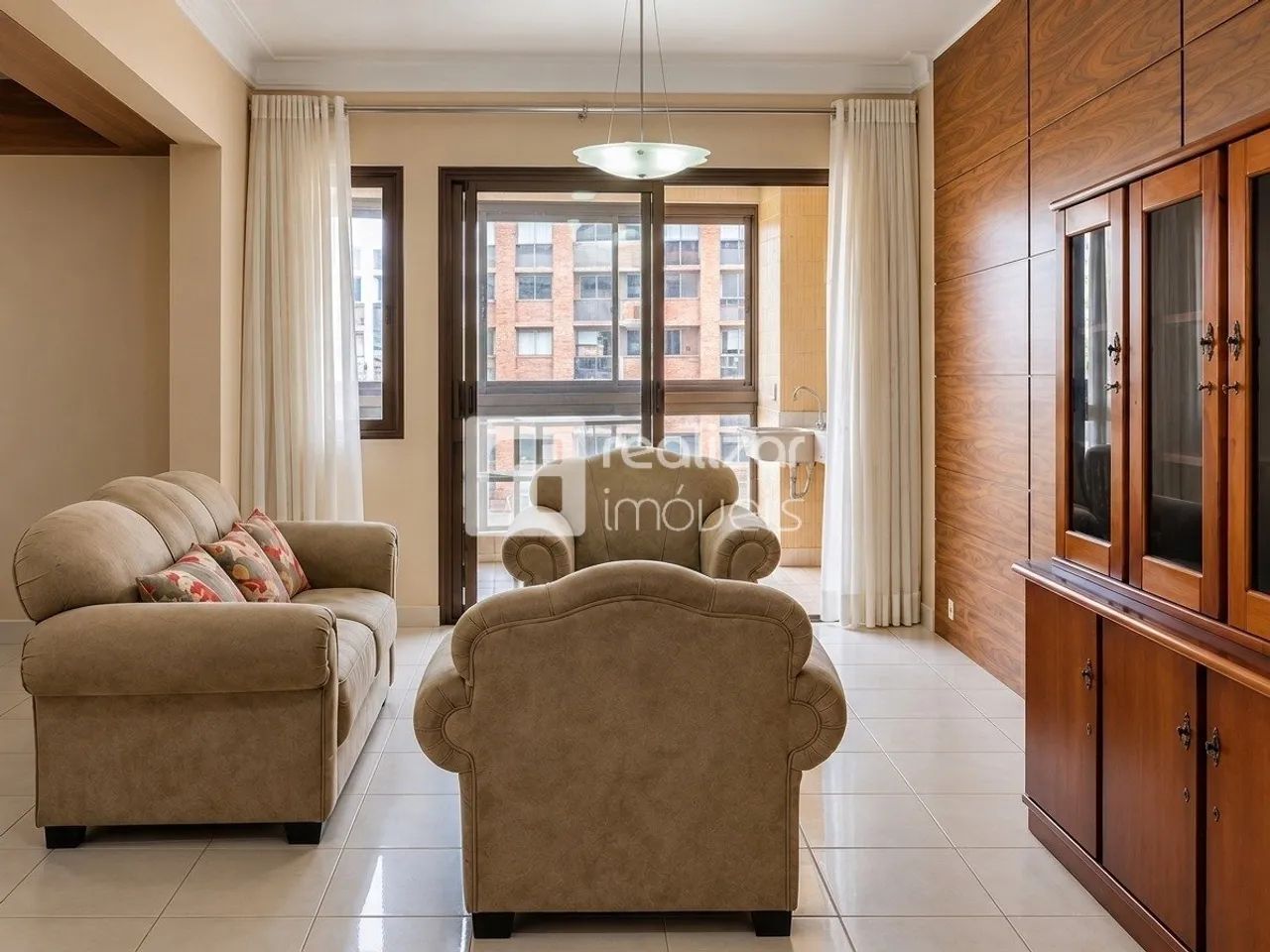 Apartamento semimobiliado 2 quartos no Centro de Florianópolis - Foto 2