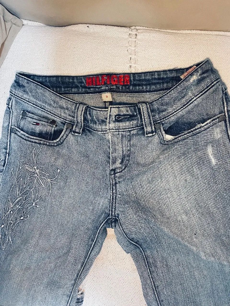 Calça Hilfiger tamanho 3 . Cintura baixa.  60 - Foto 2