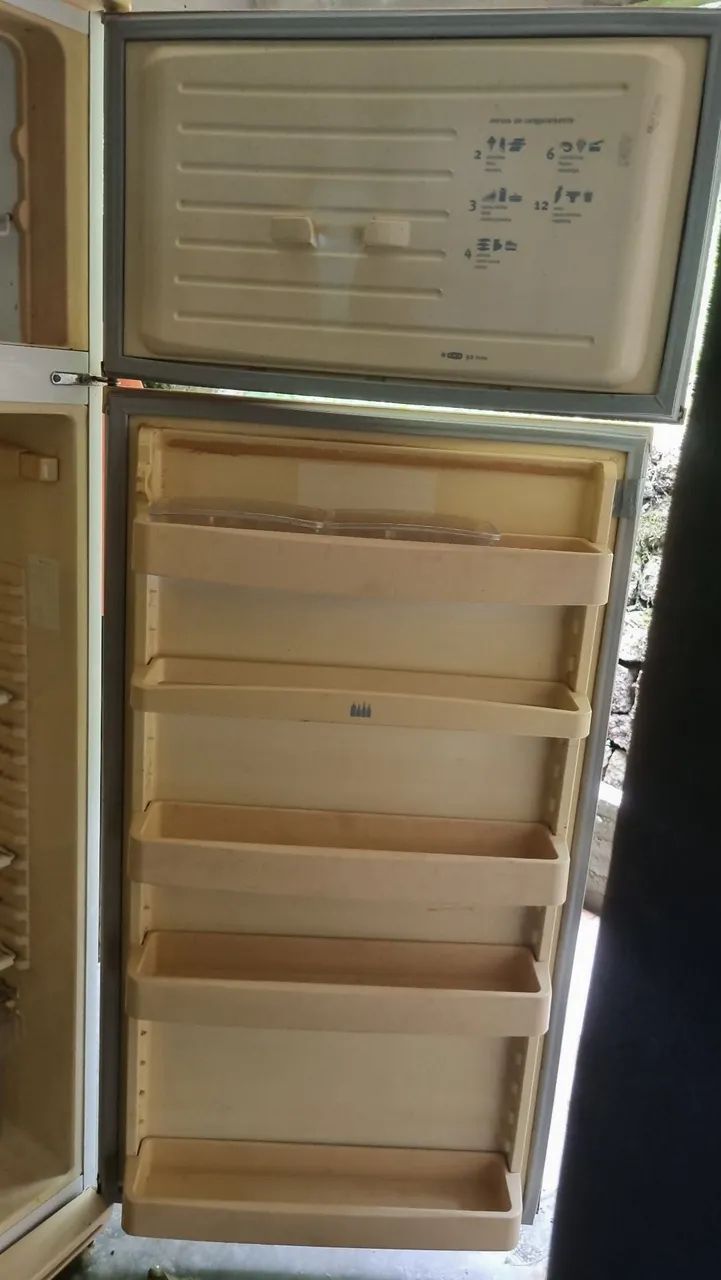Geladeira CCE 430 litros - Foto 5