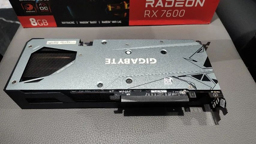 Placa de Vídeo RX 7600 Gigabyte OC, 8gb GDDR6, 128 bit, Triple-Fan - Valor Final/Só Venda! - Foto 2