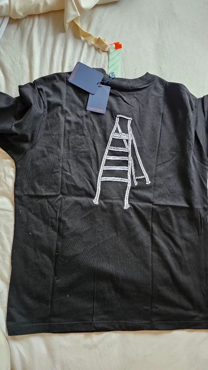 Camiseta Louis Vuitton escada - Foto 3