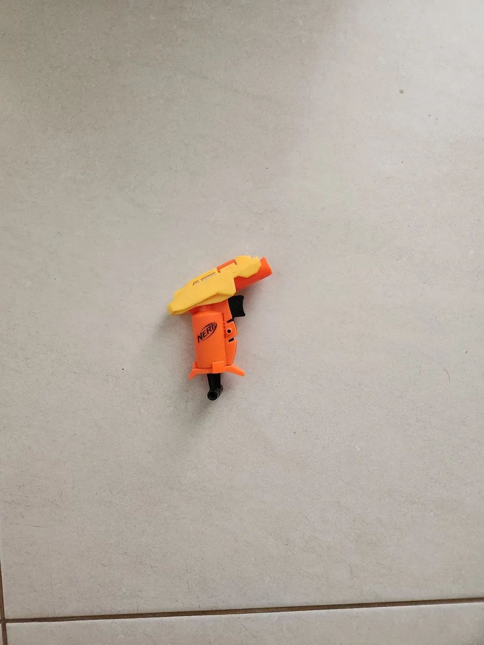 Vende-se Nerf- arma de brinquedo 