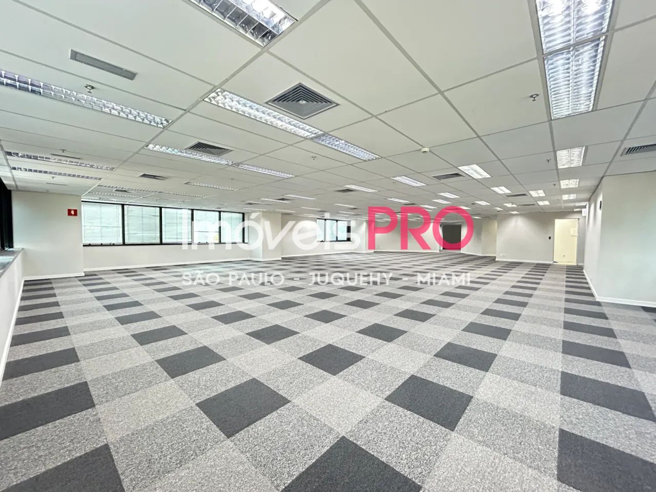 Meia laje comercial em Pinheiros
