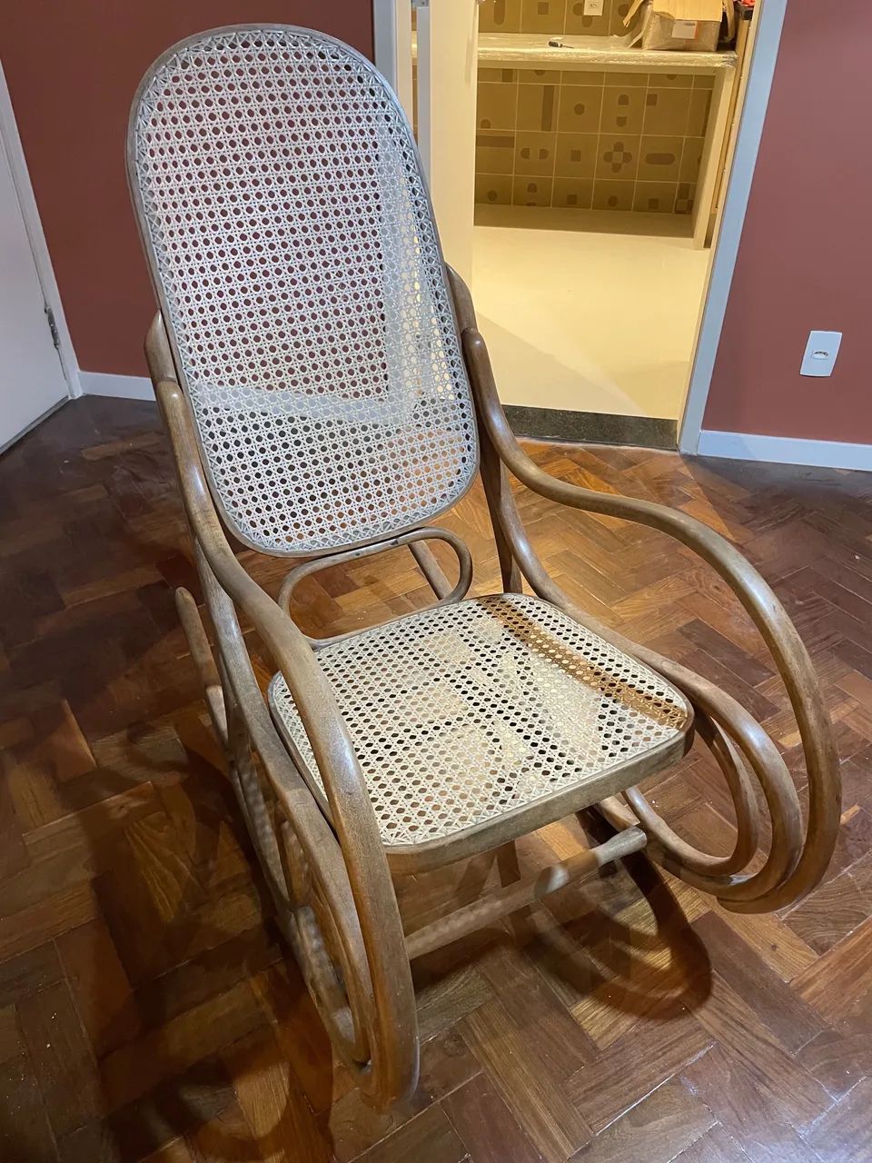 cadeira de balanço clássica Thonet - Foto 4