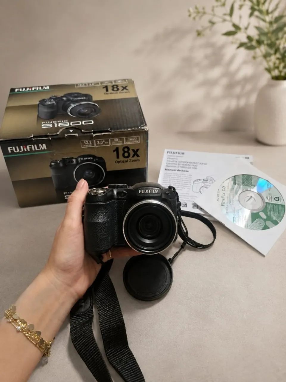 FujiFilm Pinepix S1800