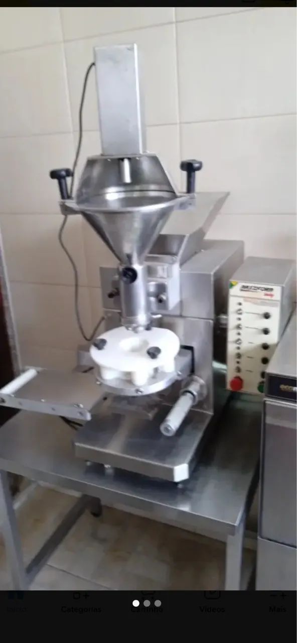 Máquina de salgados 