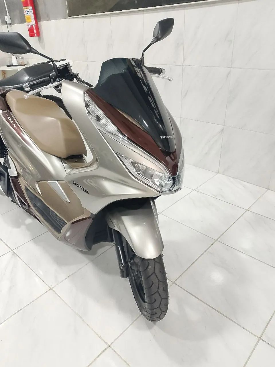 PCX DLX 2022 c/ABS Extra de verdade! - Foto 2
