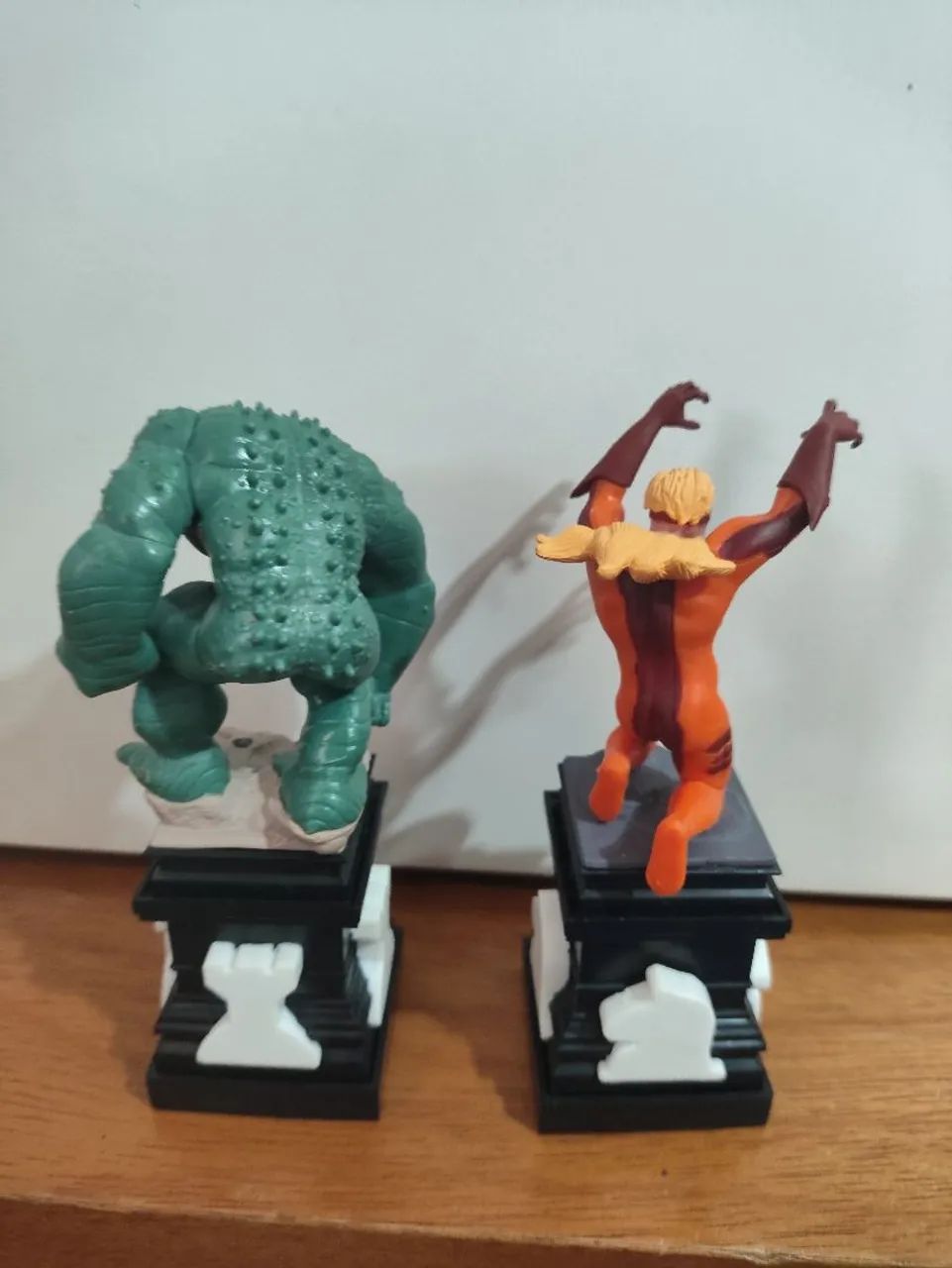 Kit miniaturas da Marvel de xadrez colecionáveis abominável e dentes de sabre - Foto 2