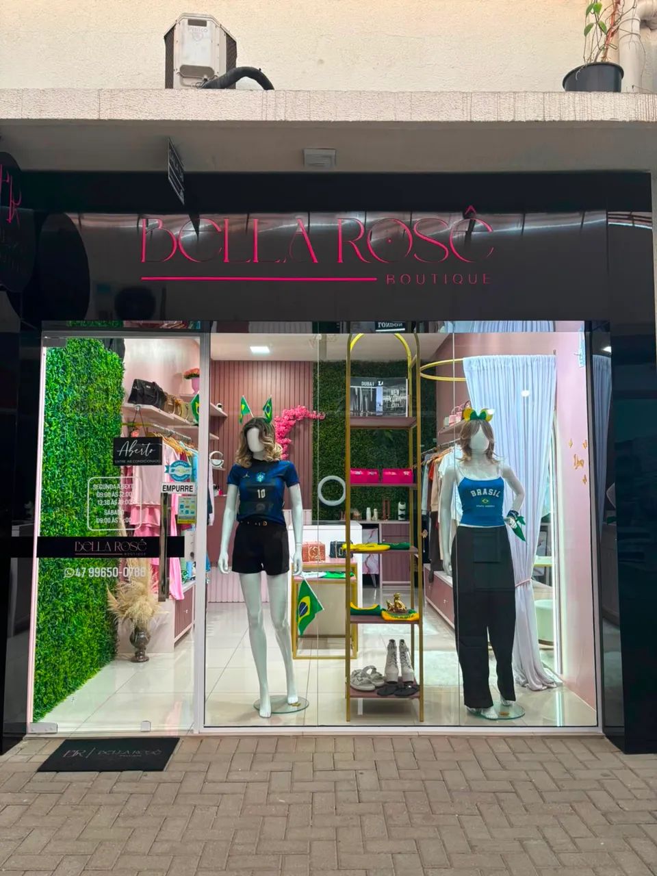 ? OPORTUNIDADE ÚNICA - BOUTIQUE COMPLETA À VENDA ? 